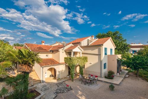 APARTMAN IVONA NA 1. KATU