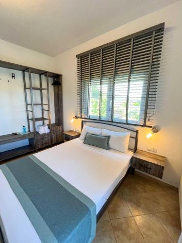 Gallery image of Alexandros Hotel Apartments in Vourvourou