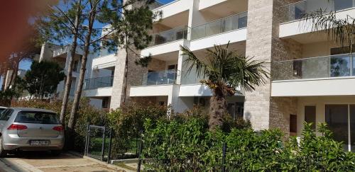 Modern 1BR Apartment San Pietro Resort