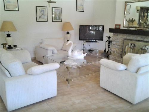Spectacular Andalusian Villa Linda Vista Playa - Big Private Pool, BBQ & 2 Parking