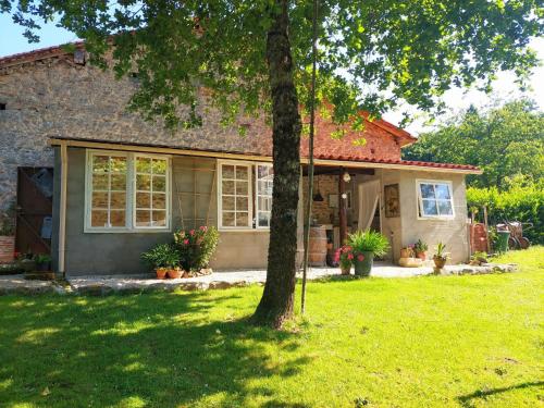 Safari Tent in Montizon near La Preze