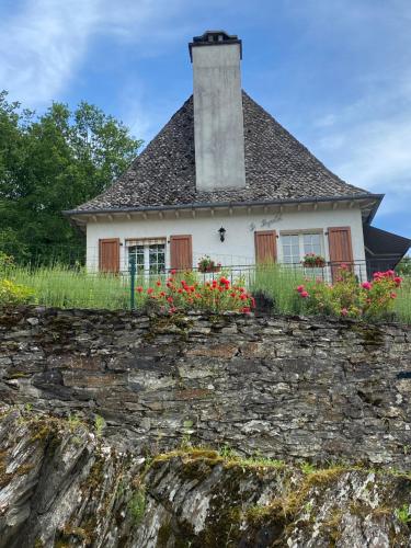 Budova, v ktorej sa vila nachádza