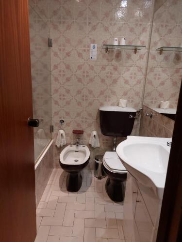 Ένα μπάνιο στο Petrus Hotel