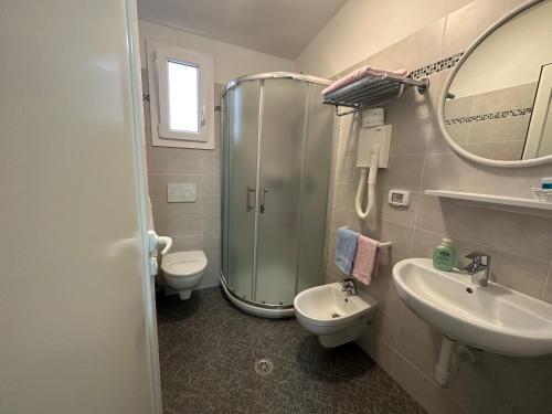 Koupelna v ubytování Hotel Barbarossa