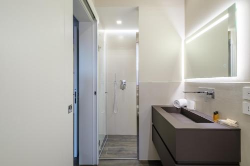 Golden Suite by Studio Vita photo 33