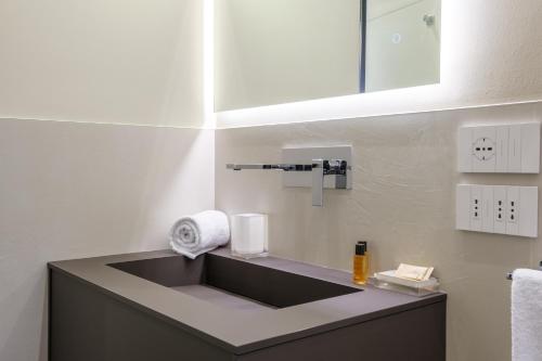 Golden Suite by Studio Vita photo 32