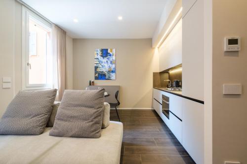 Golden Suite by Studio Vita photo 7