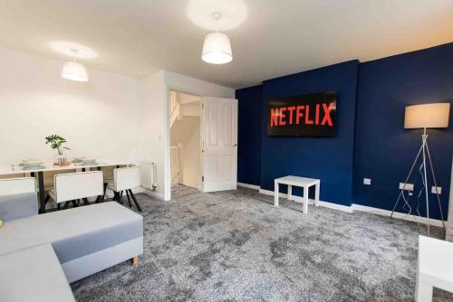 #Cloudstays Birmingham - City Getaway Luxury Townhouse Free Parking 2 Lakes photo 31