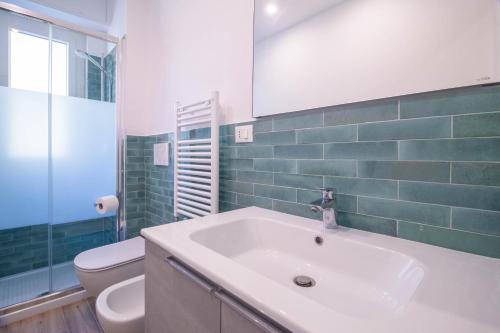 Bilik mandi di GOLFO PARADISO House-Private Parking