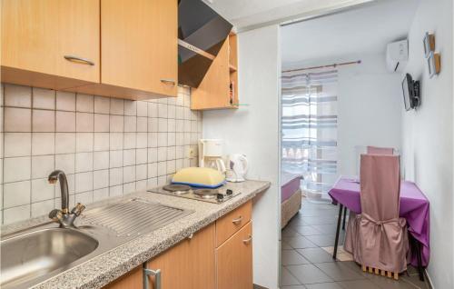 Cozy Apartment In Crikvenica