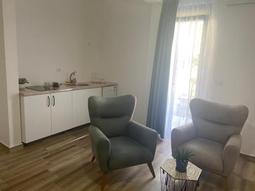 Χώρος καθιστικού στο Xhan Apartments