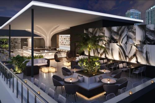 Element Miami Brickell Image