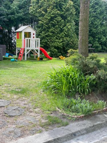 Apartament Haniaにあるキッズエリア