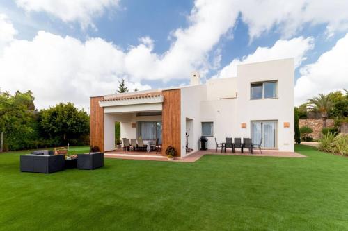 Villa Las Colinas Golf , Dehesa De Campoamor ... - Booking.com