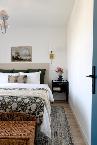 Logement 2 chambres spacieux Lit King Verdun parking gratuit