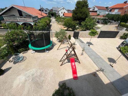 Dječje igralište u objektu Haus Dalmatia