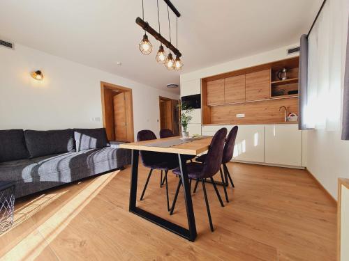 Posezení v ubytování New Apartments Teravila