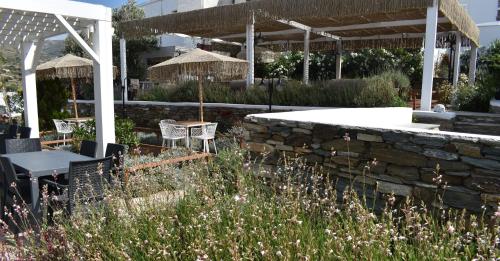 Gallery image of Ursa Major Suites in Tinos Town