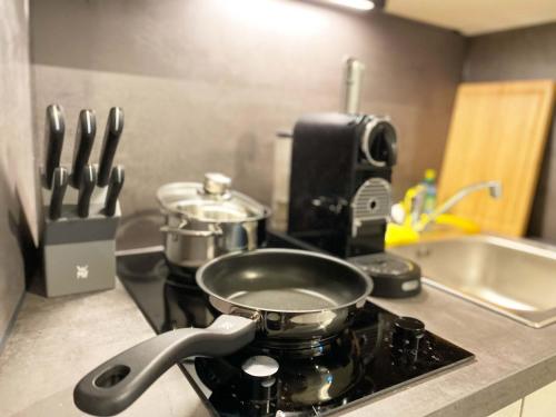Η κουζίνα ή μικρή κουζίνα στο Arbio I Balcony Apartments Augsburg