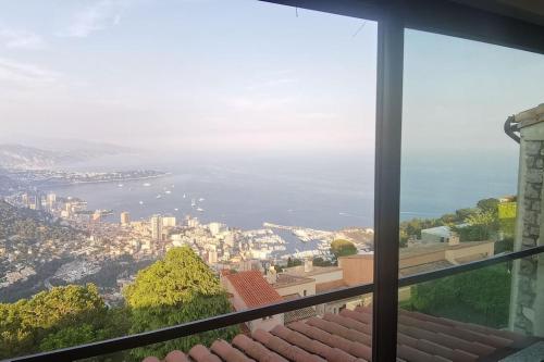 Gallery image of Villa with unique & breathtaking view over Sea, Monte-Carlo, Italy & Alps in La Turbie