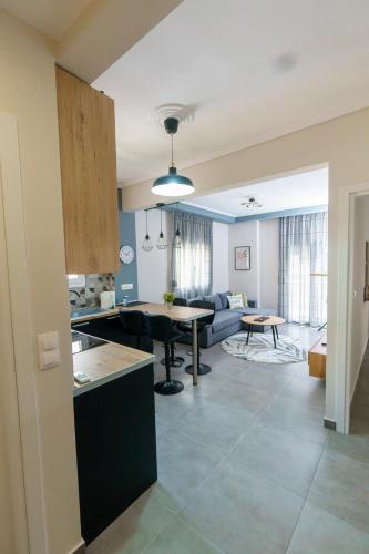Stylish Urban Getaway by thesbnb