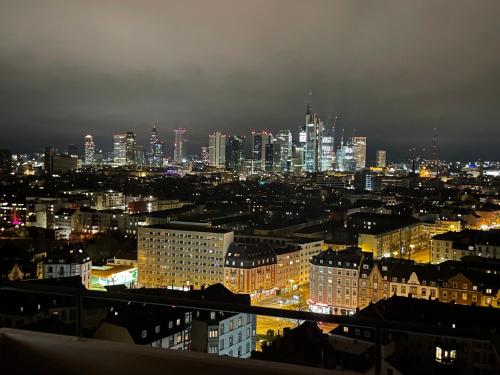 Foto de la galería de Luxus Apartment mit Skyline View. en Frankfurt