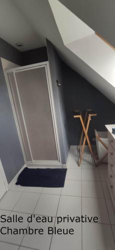 Photo de la galerie de l'établissement 13-Mésanges, à Changé