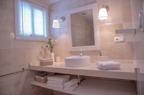 Marbella Playa Elviria 7 px By Houselogy