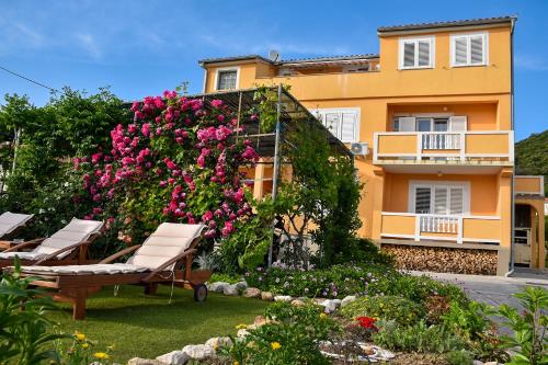 Apartment Soline Rab