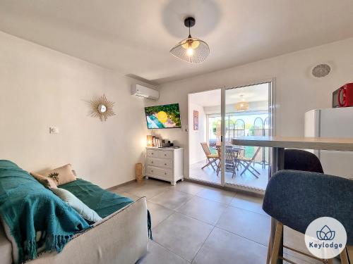 Μια τηλεόραση ή/και κέντρο ψυχαγωγίας στο Beauté- Studio-31m2-La Saline Les Bains