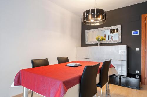 Foto Hauzify I Apartament Ponent 5