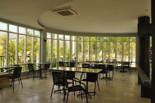 Restaurace v ubytování Khaoyai Terrazzo