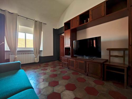 Via Medaglie D'oro 73 - Albenga by Tempovacanza