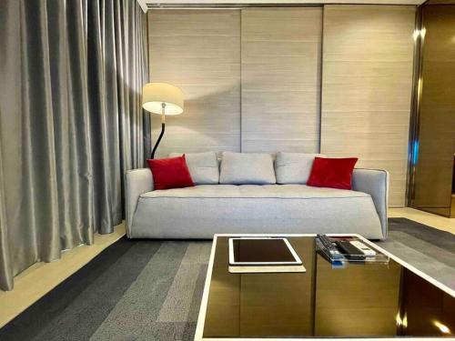 Χώρος καθιστικού στο Luxurious in Prime Area Bangkok (PickupService)