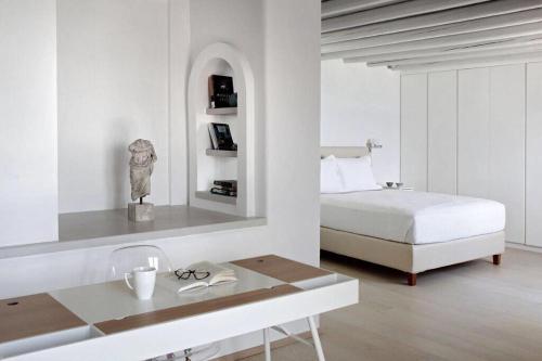 Villa Chloe - Private Beachfront Villa
