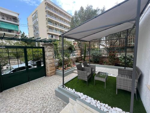 Riviera-MelRod-Athens