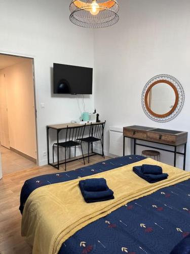 Photo de la galerie de l'établissement Chambre spacieuse à Dinard, à Dinard