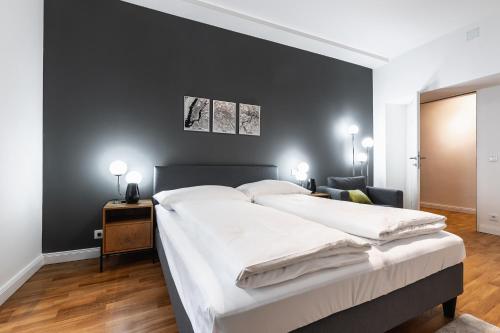Posteľ alebo postele v izbe v ubytovaní Stylish apartment next to Schwedenplatz