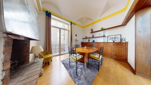 Charming 2 Bedroom Haven Steps Away from Prince's Palace photo 9