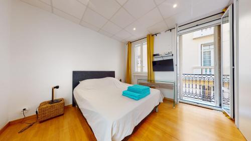 Charming 2 Bedroom Haven Steps Away from Prince's Palace photo 7