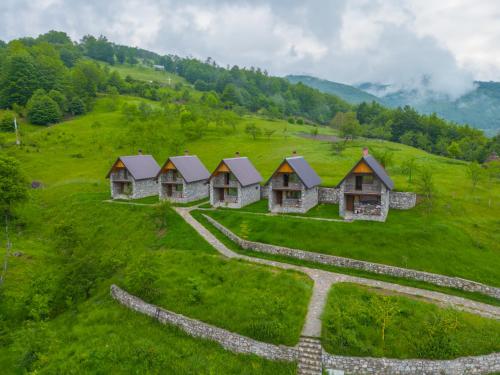 Fotografie z fotogalerie ubytování Vila Alpini Lepushe v destinaci Lëpushë