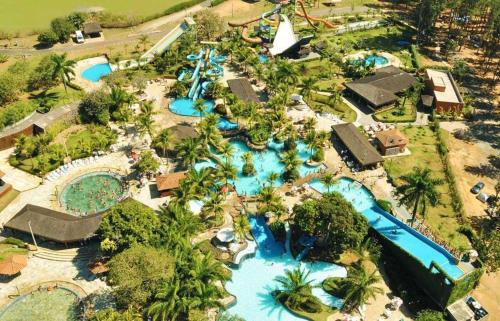 an aerial view of a water park at a resort at SPAZZIO DiROMA HOTEL COM ACESSO AO ACQUA PARK in Caldas Novas