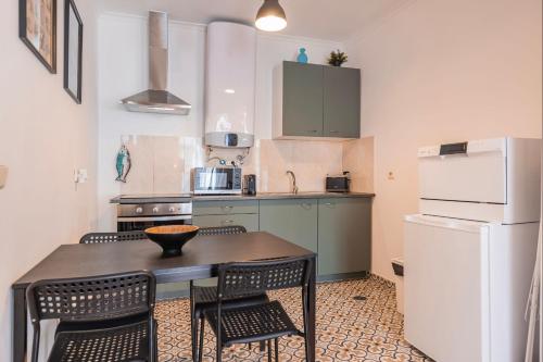 Classy and Charming Apartment by LovelyStay