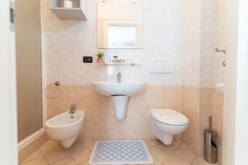 Bilik mandi di Residence Millennium
