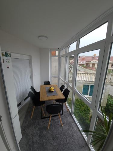 Μπαλκόνι ή βεράντα στο Apartmani Komatina Đenovići 3 LUX