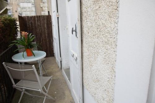 Villa Isaline, appartement Cyclamens T1 bis-parking privé