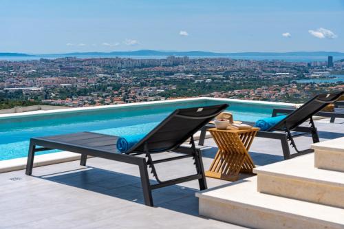 Villa Fortress, private pool, Game room, sea views