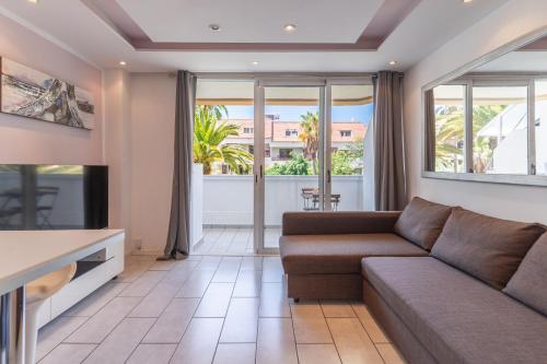Playa Honda Bright Stay with Pool