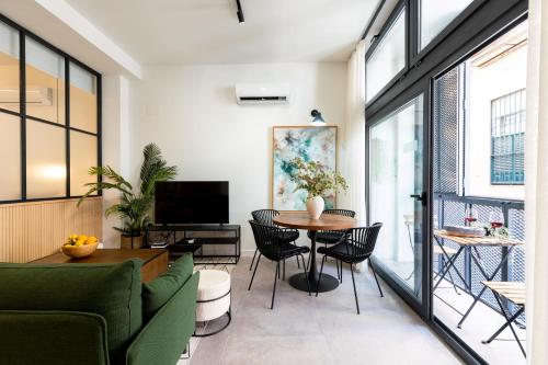 CV Brand New 2Br Apartament Triana by Covadon street