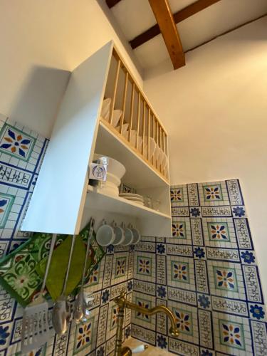 Una cocina o kitchenette en Tyche Home
